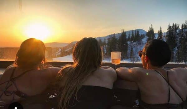 winter-women-outdoor-pool-spa-copperhill-mountain-lodge