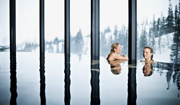 women-relaxing-view-pool-spa-copperhill-mountain-lodge